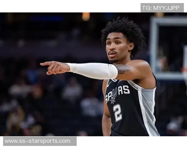 哈珀出战25分钟表现抢眼马刺在他带领下豪取四连胜